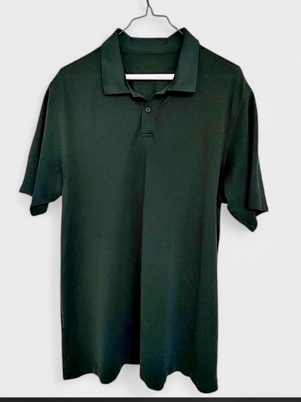 Classic Men's Lululemon Polo Shirt in Olive Green